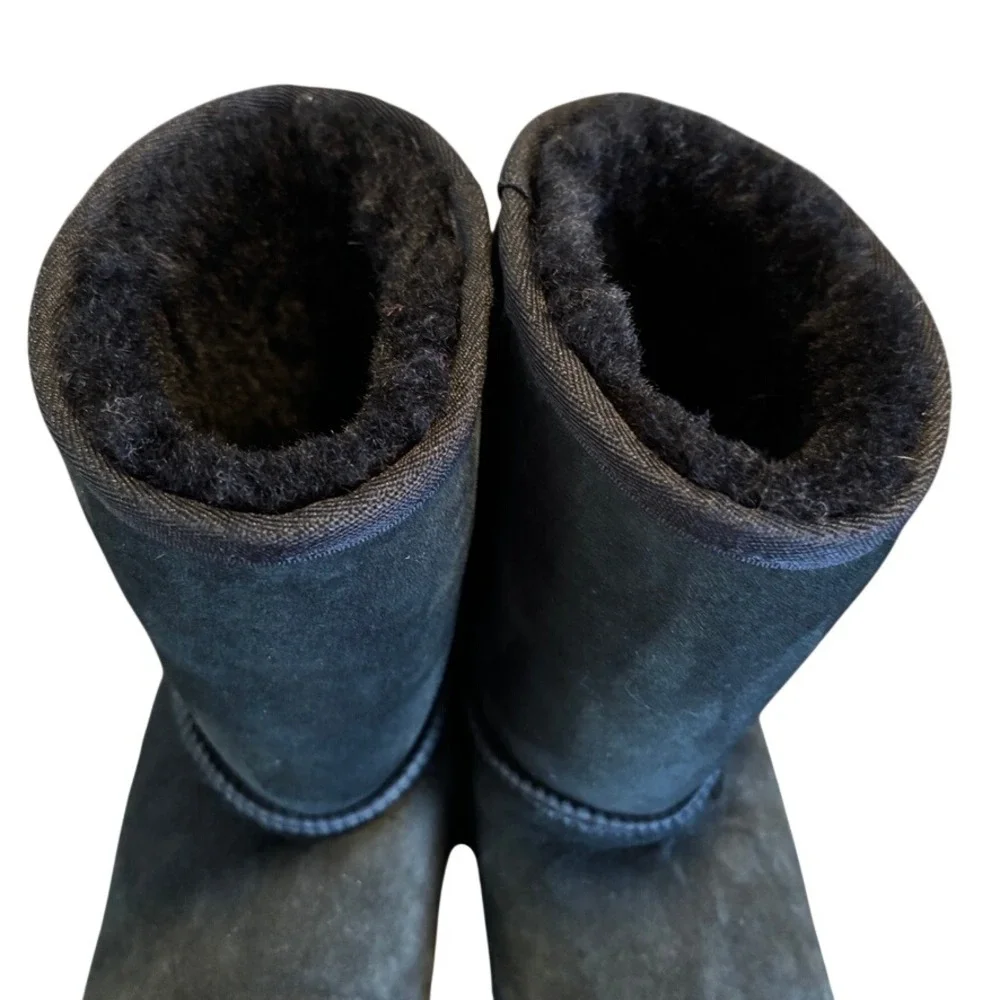 UGG Kids Classic Size 4 Short II Boots Black Suede Shearling 1017703K NEW‎